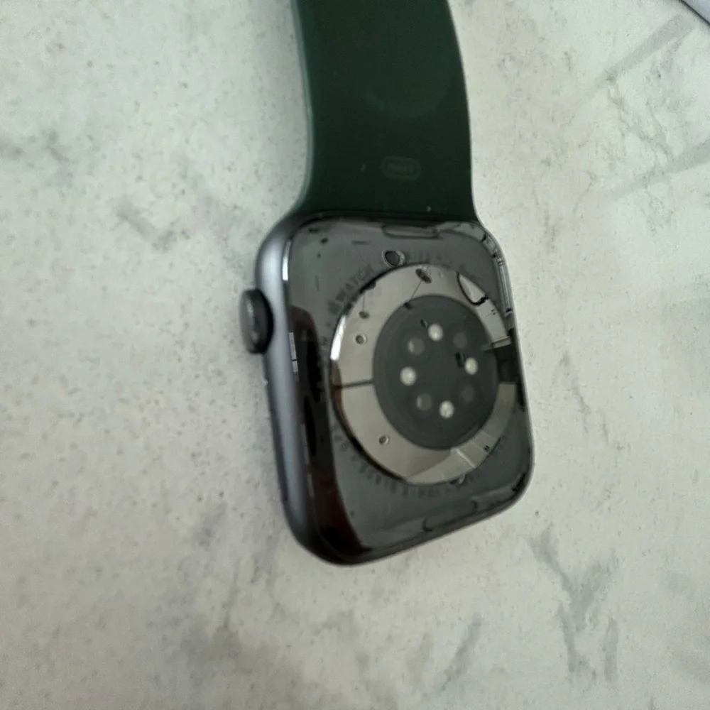 Smartwatch with Interchangeable Bands - Black and Gray “Brand New”!
